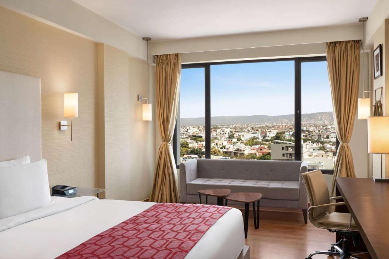 Ramada By Wyndham Jaipur North Hotel Bagian luar foto